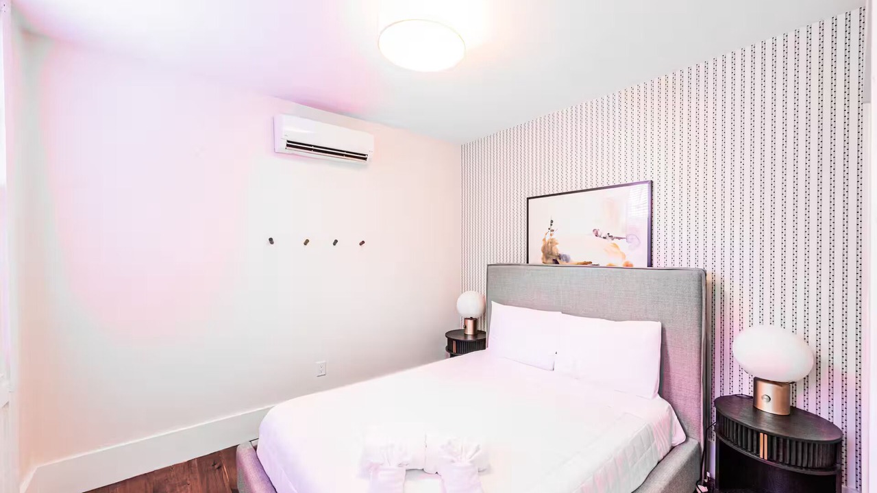 Photo of Bedroom in Beacon Hill
