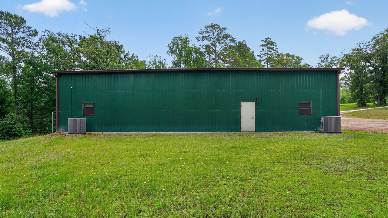 Photo of Outdoor in Woodville