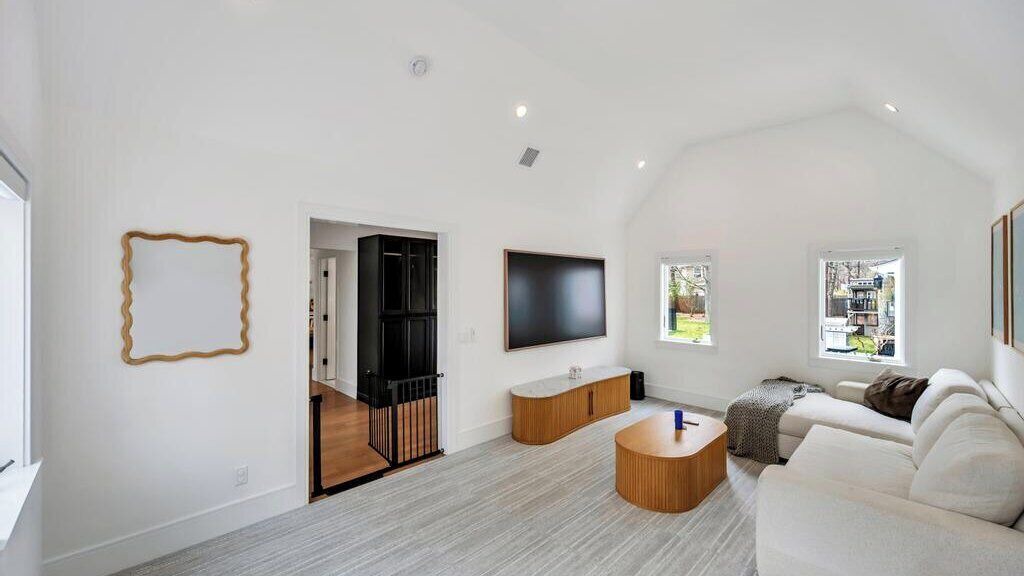 Photo of Livingroom in East Quogue