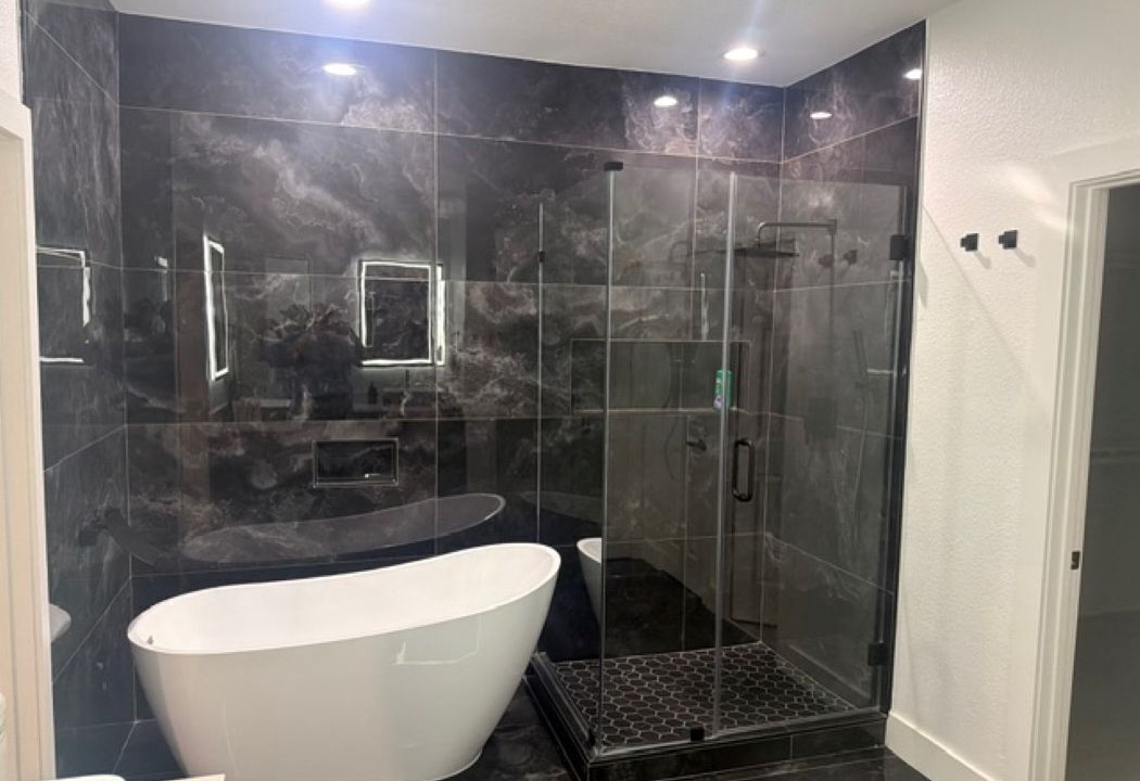 Photo of Bathroom in Alden Bridge