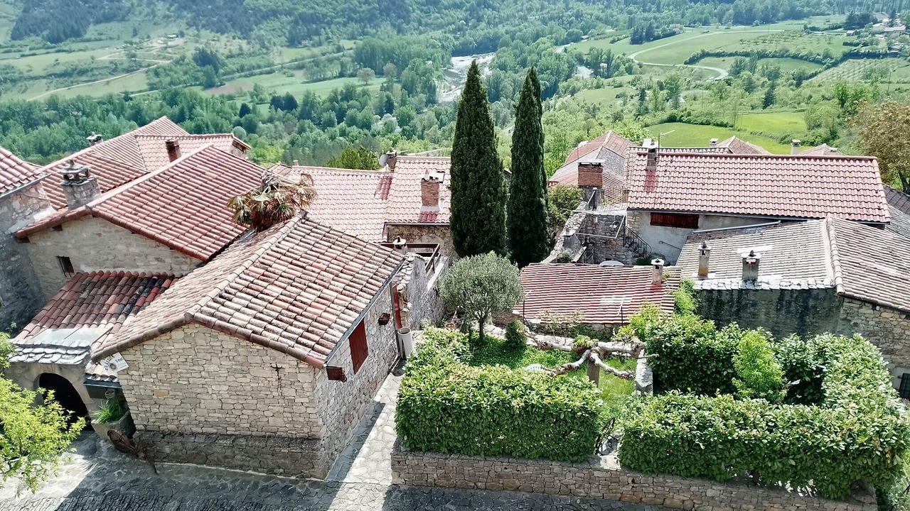 Photo of Outdoor in Mostuejouls