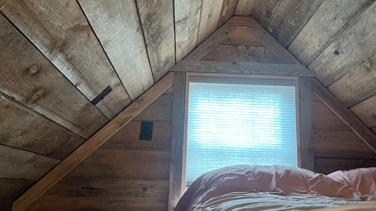 Photo of Bedroom in Slippery Rock
