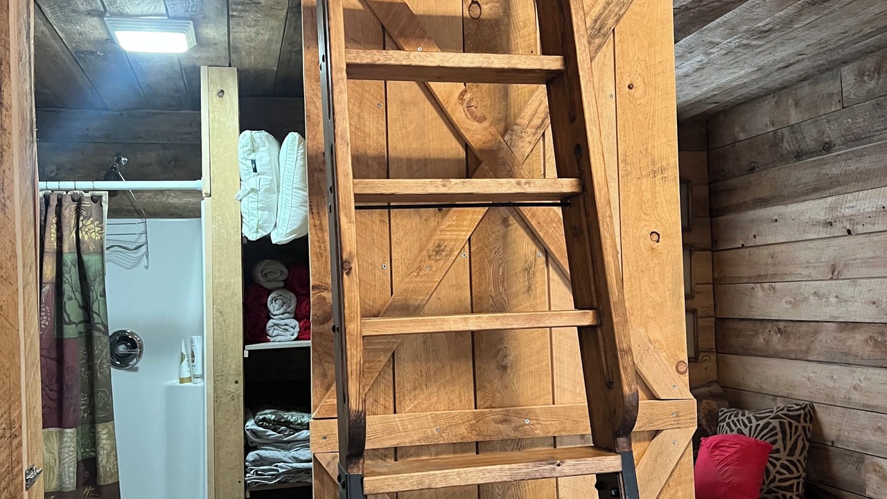 Photo of Bedroom in Slippery Rock