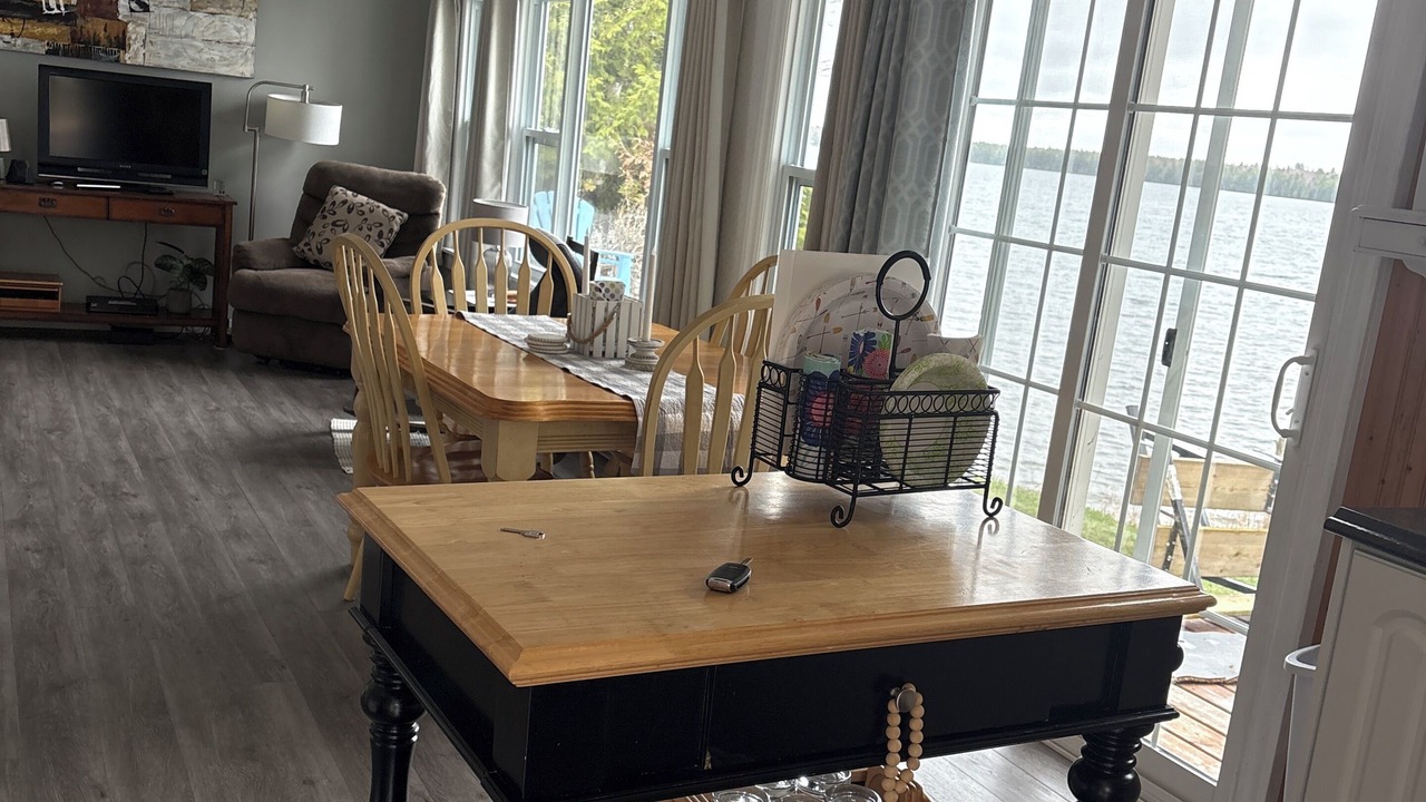 Photo of Livingroom in Queensbury