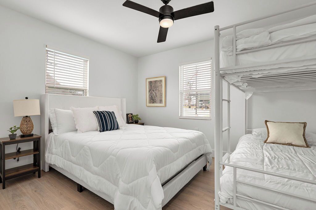 Photo of Bedroom in Pittsburg