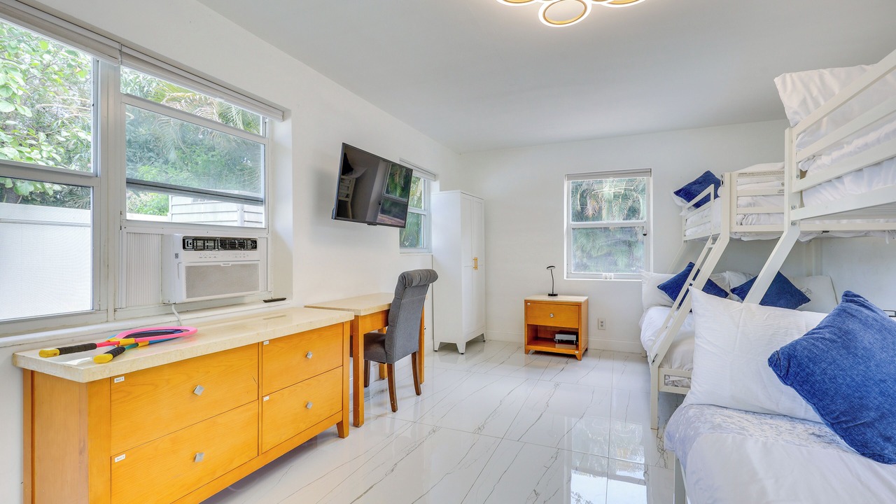 Photo of Bedroom in Edgewood