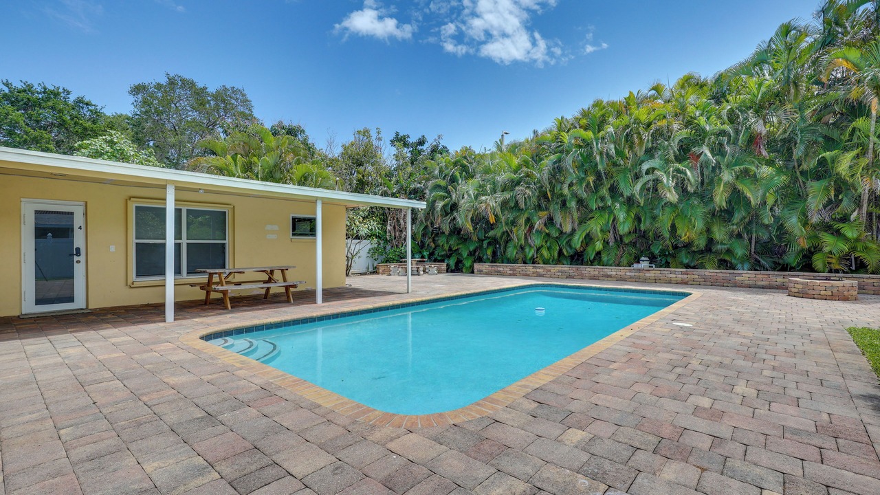 Photo of Outdoor in Edgewood