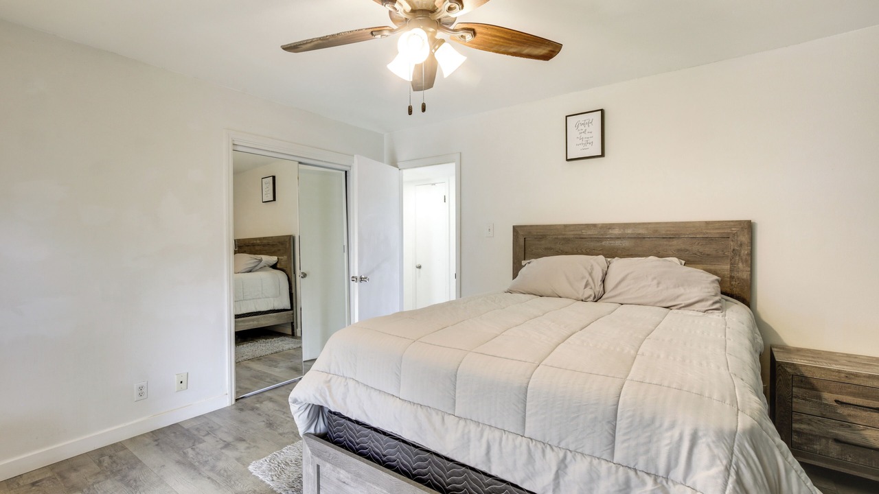 Photo of Bedroom in Biggs Field
