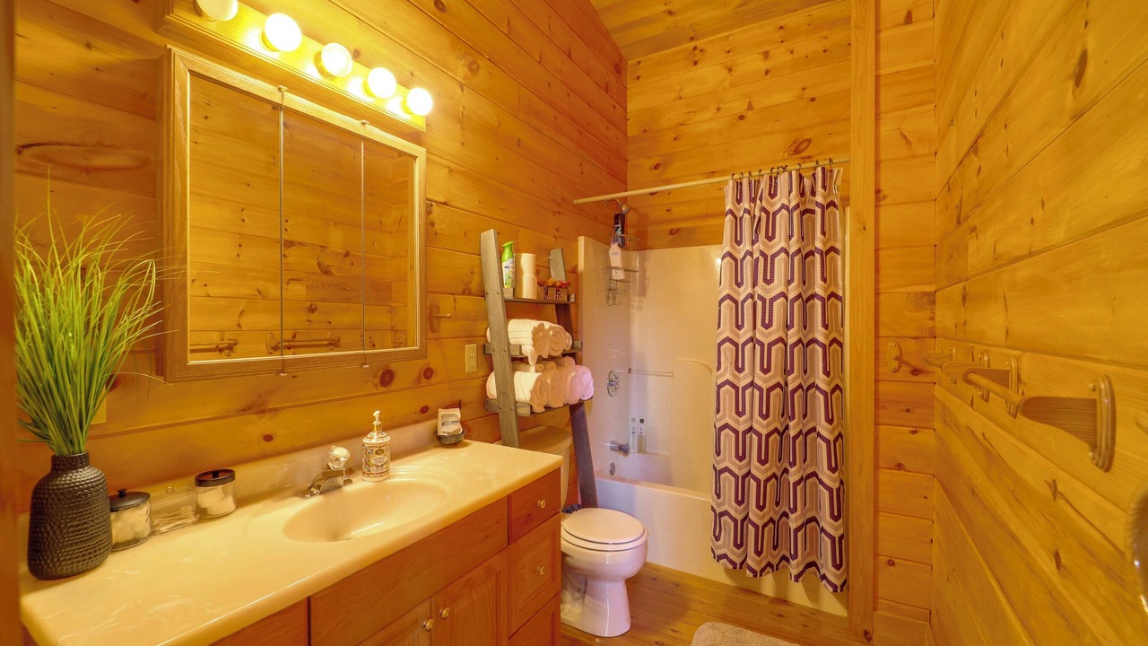 Photo of Bathroom in Butler