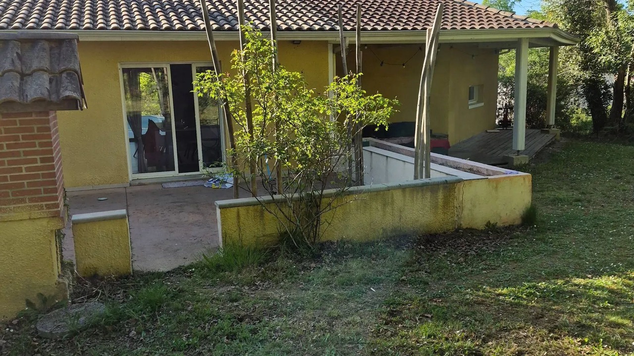 Photo of Outdoor in Montsoue