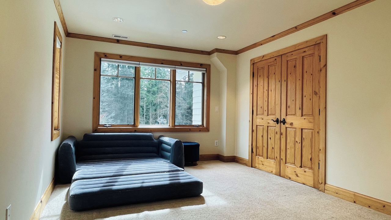 Photo of Livingroom in Sammamish