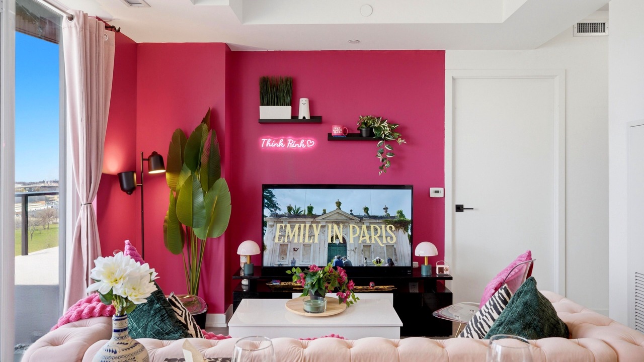 Photo of Livingroom in The Queensway