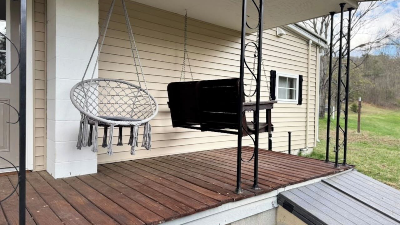 Photo of Patio Balcony in Waterfall