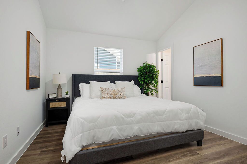 Photo of Bedroom in Commerce