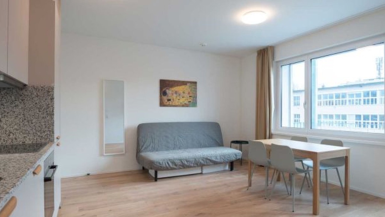Photo of Livingroom in Center