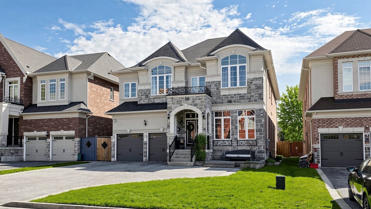 Photo of Outdoor in Pickering