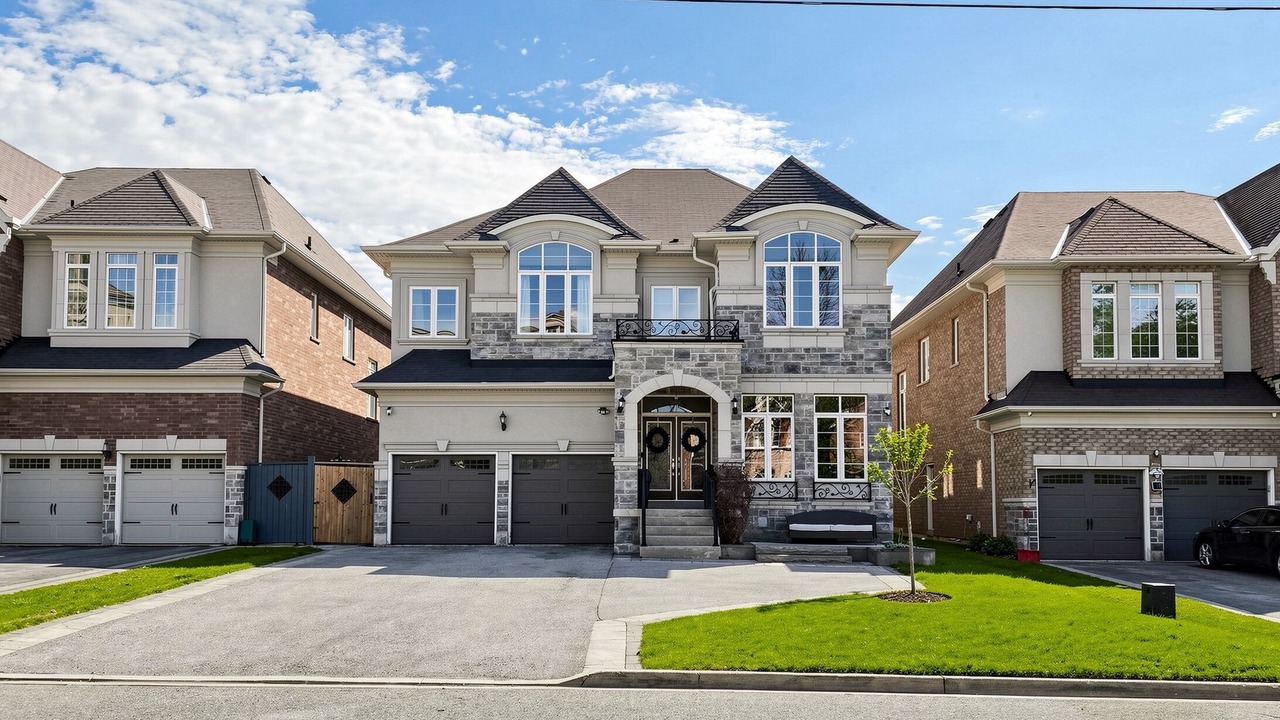 Photo of Outdoor in Pickering