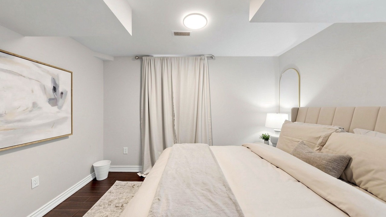 Photo of Bedroom in Pickering