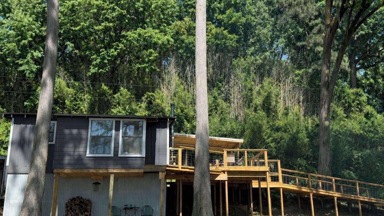 Photo of Others in Jonesville