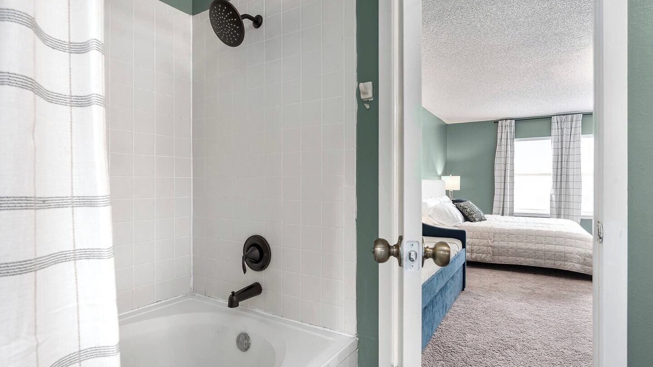 Photo of Bathroom in Live Oak