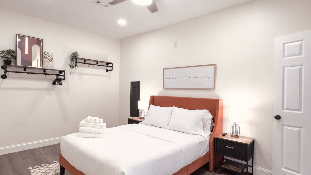 Photo of Bedroom in Panther Creek Estates