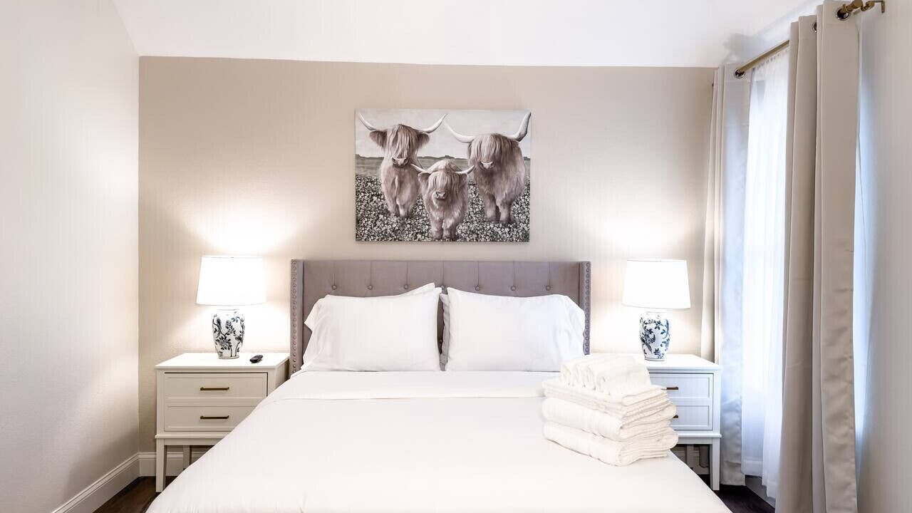 Photo of Bedroom in Panther Creek Estates