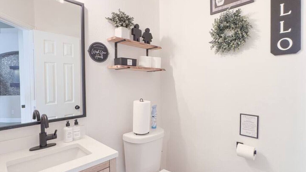 Photo of Bathroom in Panther Creek Estates