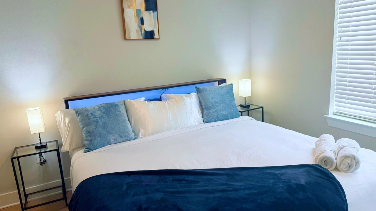 Photo of Bedroom in Frisco Square