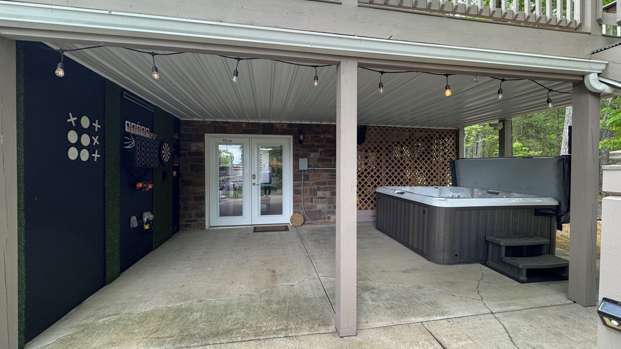 Photo of Patio Balcony in Smith Mountain Lake