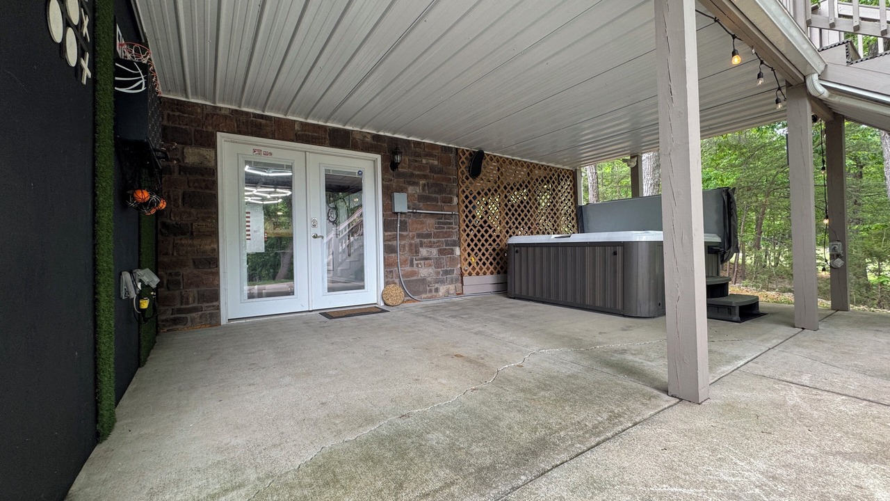 Photo of Patio Balcony in Smith Mountain Lake