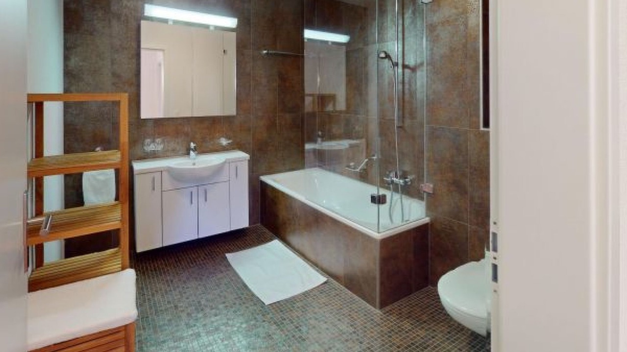 Photo of Bathroom in Lenz