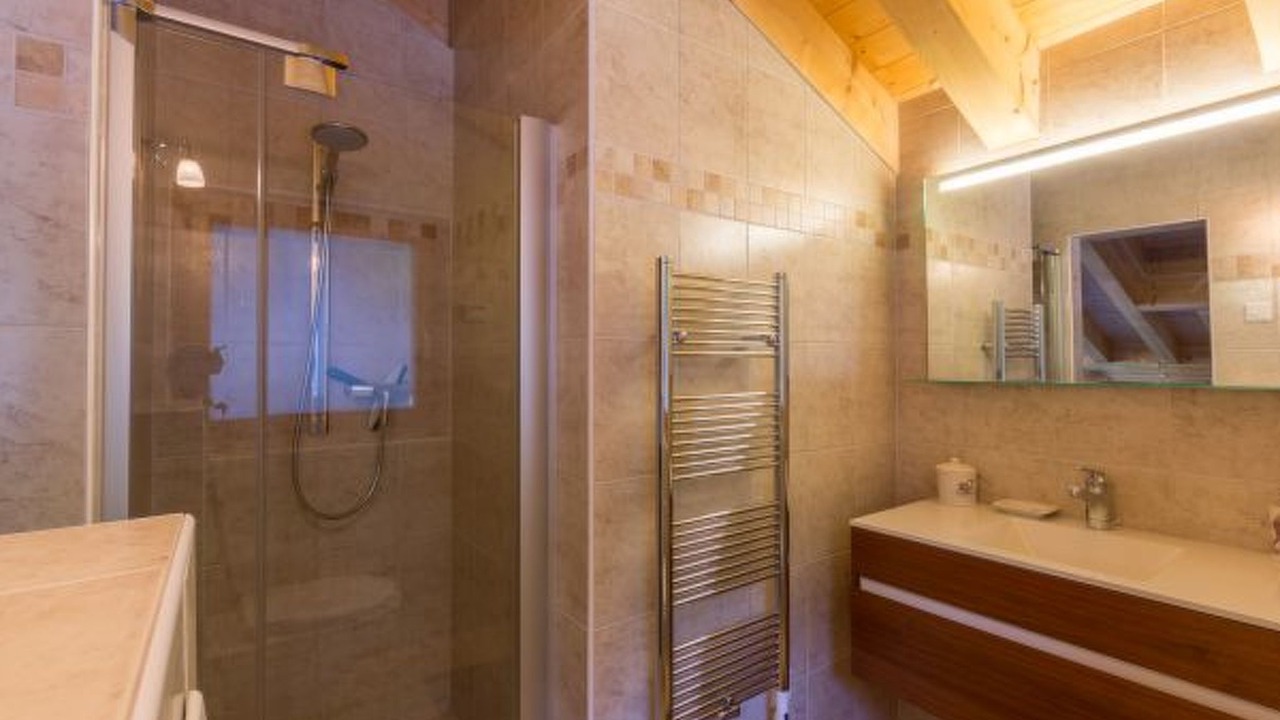 Photo of Bathroom in Saint-Pierre-de-Clages
