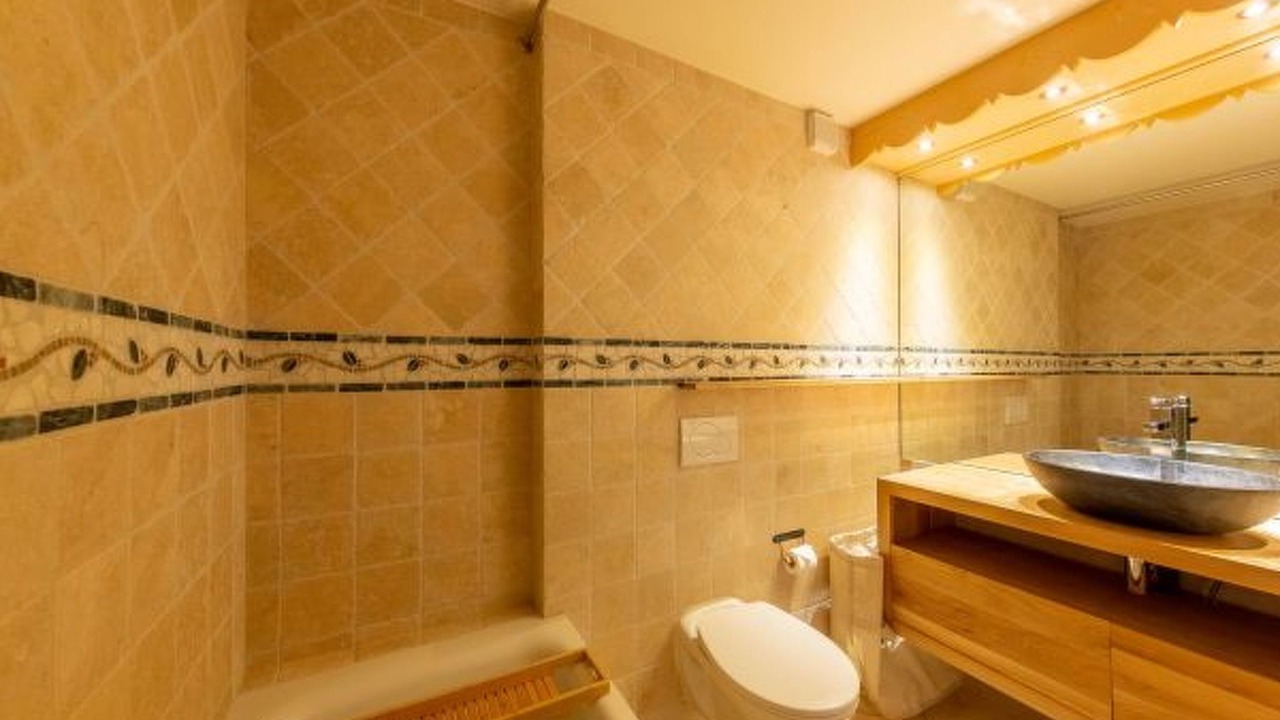 Photo of Bathroom in Saint-Pierre-de-Clages