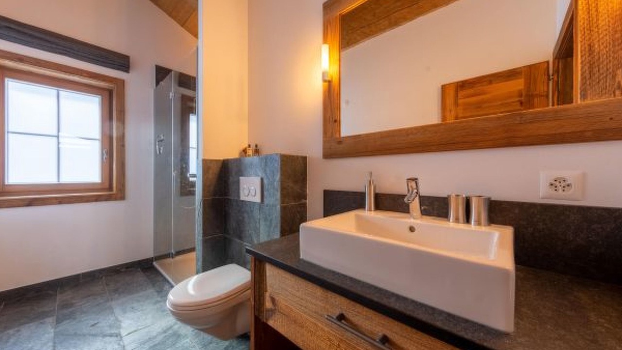 Photo of Bathroom in Saint-Pierre-de-Clages
