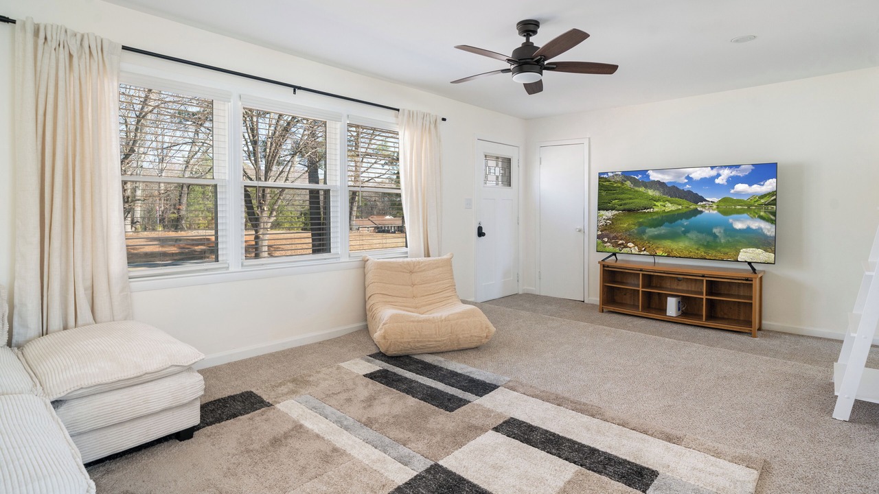 Photo of Livingroom in Raleigh