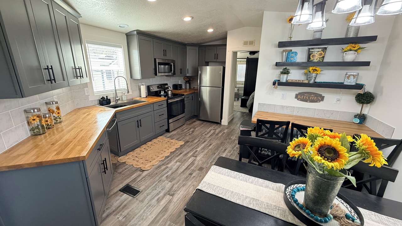 Photo of Kitchen in Garden City