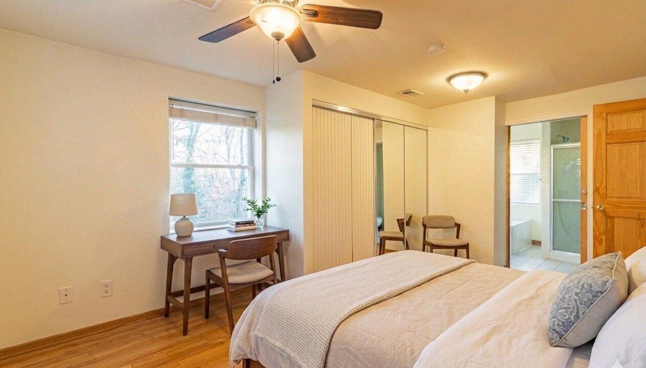 Photo of Bedroom in Arlington