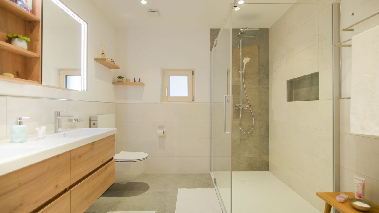 Photo of Bathroom in Ravaisch