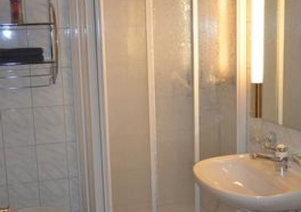 Photo of Bathroom in Ravaisch
