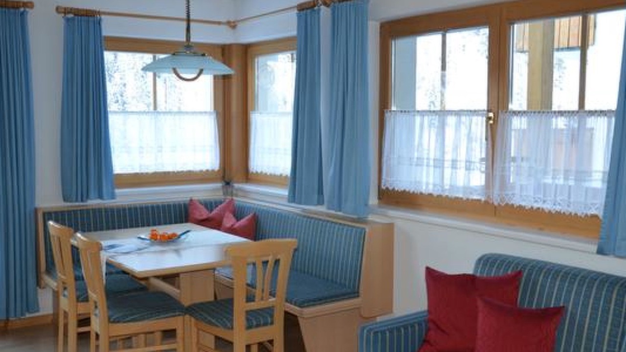 Photo of Livingroom in Ravaisch
