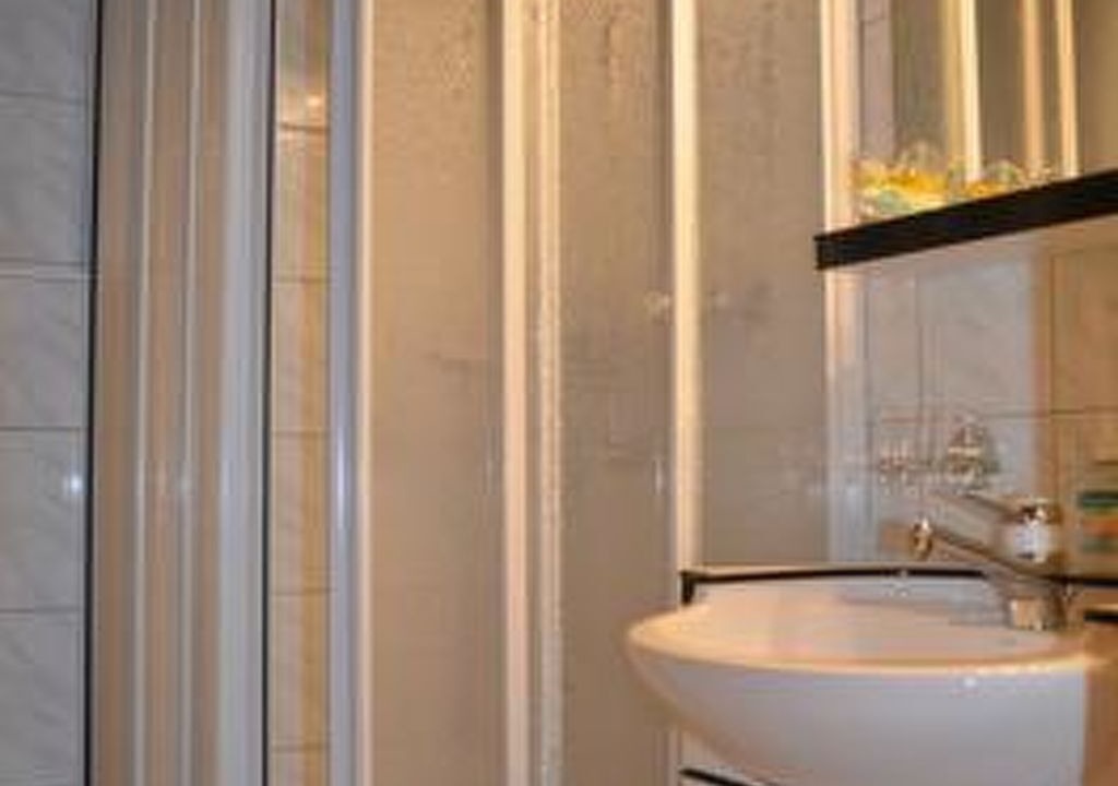 Photo of Bathroom in Ravaisch