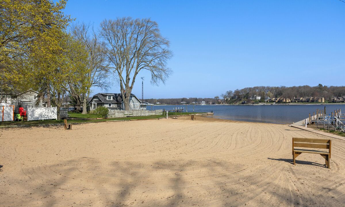 Photo of Others in Spring Lake