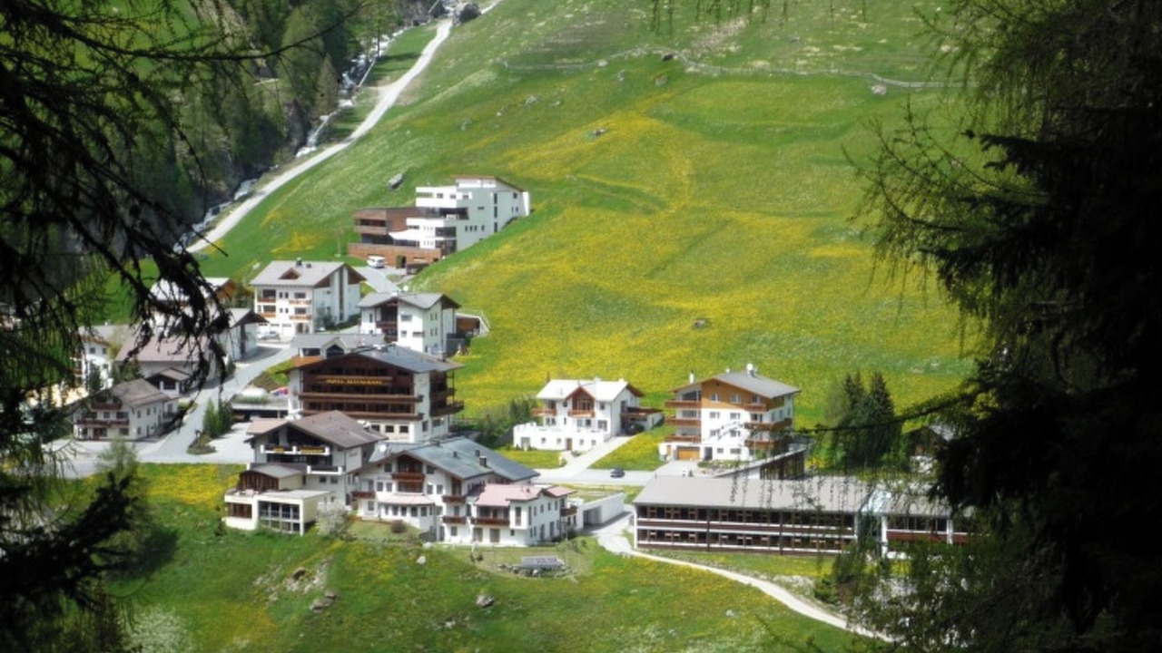 Photo of Others in Ravaisch