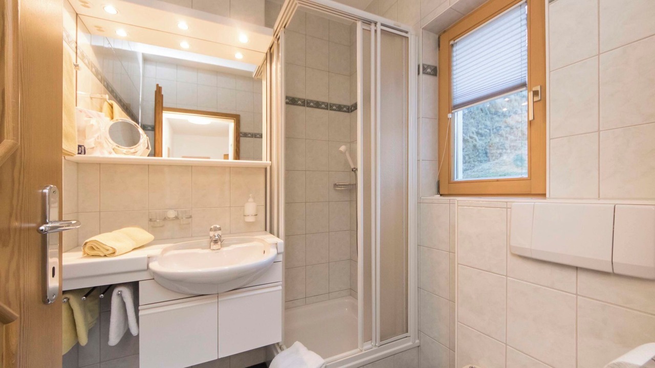 Photo of Bathroom in Ravaisch