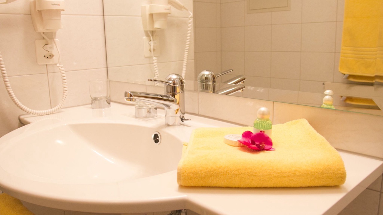 Photo of Bathroom in Ravaisch