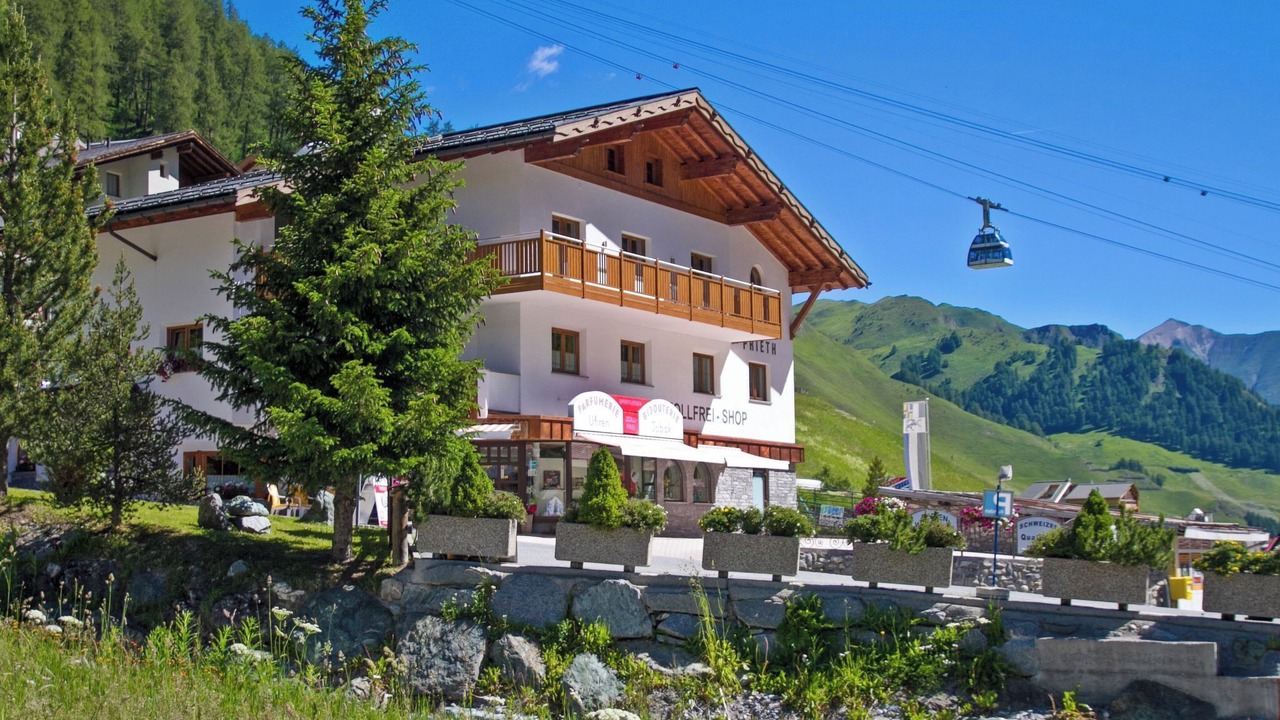 Photo of Others in Ravaisch