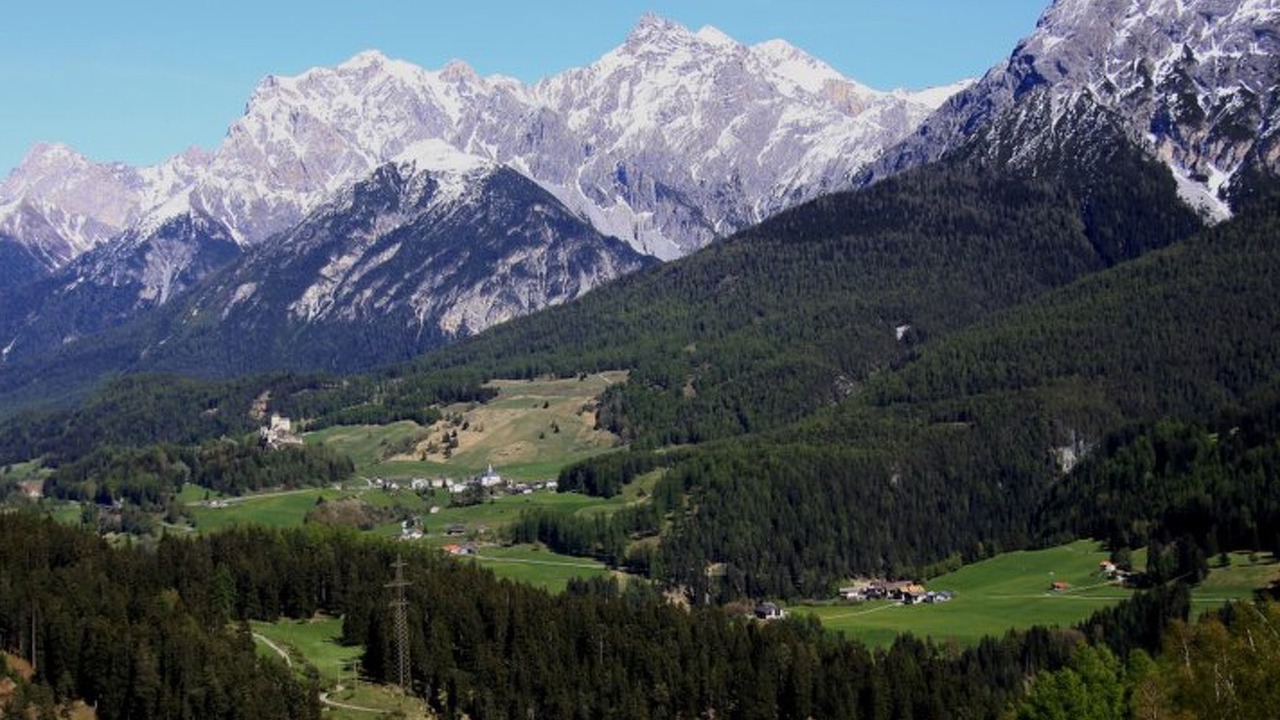 Photo of Others in Tarasp