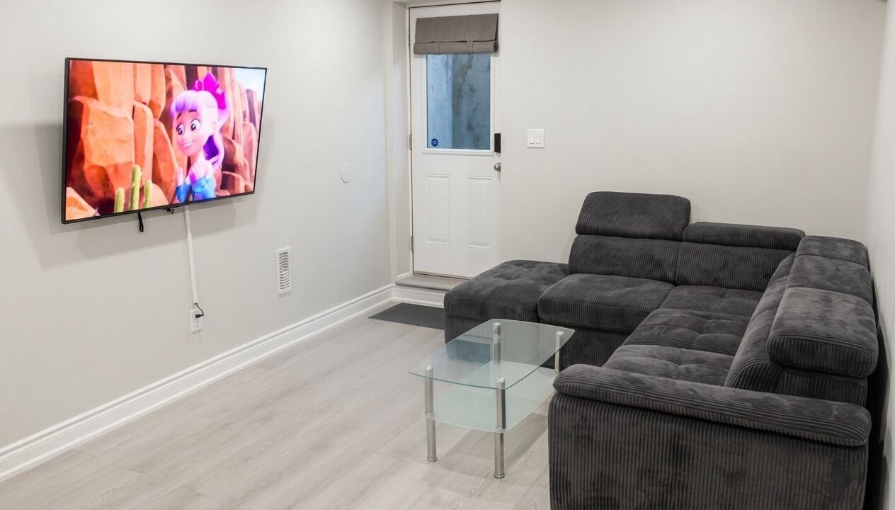 Photo of Livingroom in Guelph