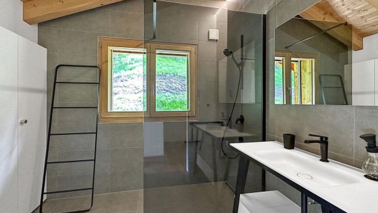 Photo of Bathroom in Sion