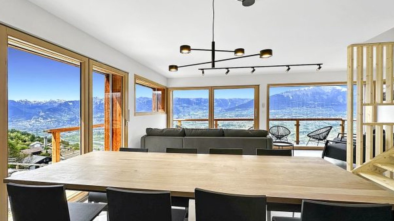 Photo of Livingroom in Sion
